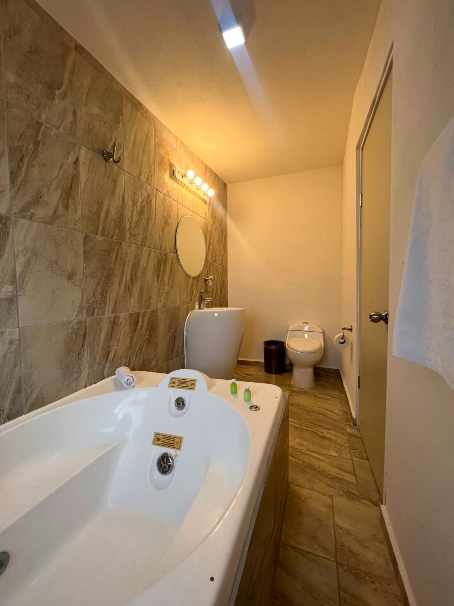 Aohom Santuario Hotel & Spa 休特佩克 外观 照片